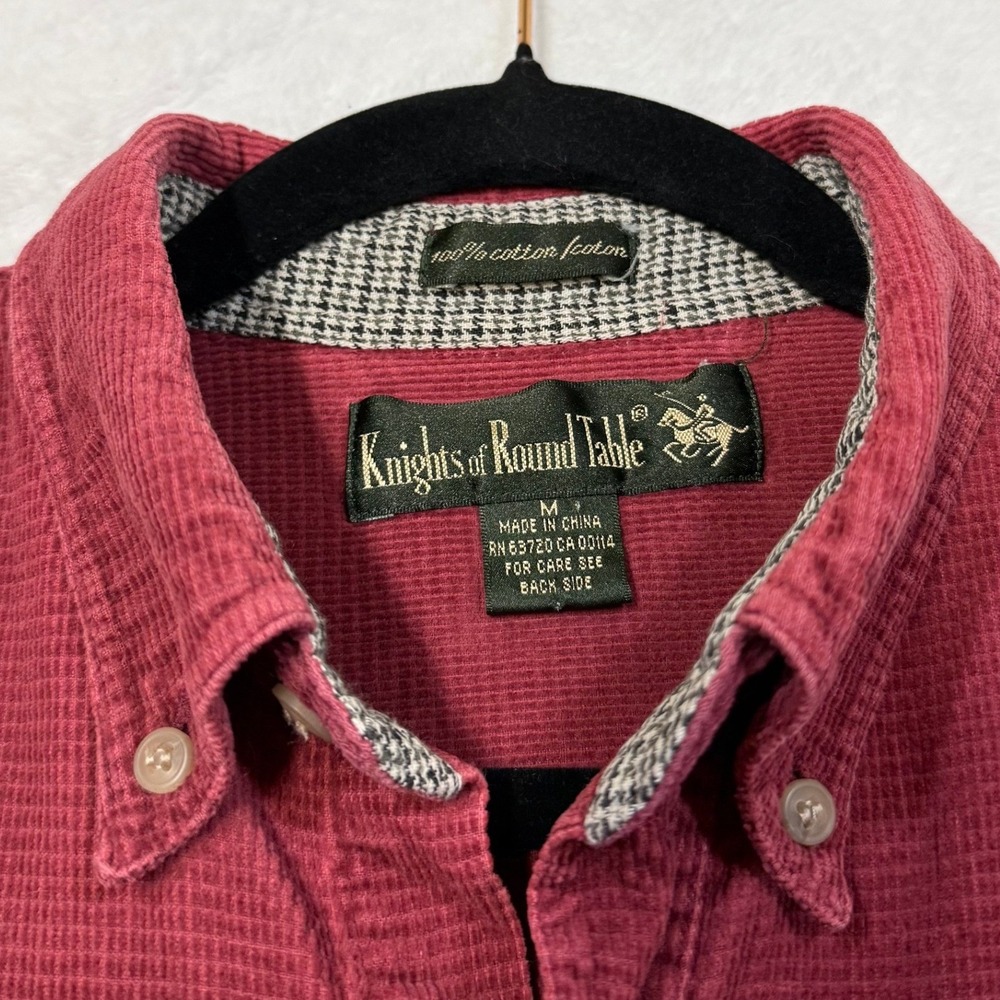 VTG Knights Of Round Table M Corduroy Shirt‎ Maroon Preppy Classic Buttoned Logo - Picture 6 of 9